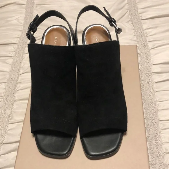 Donald Pliner slingback - Picture 2 of 5